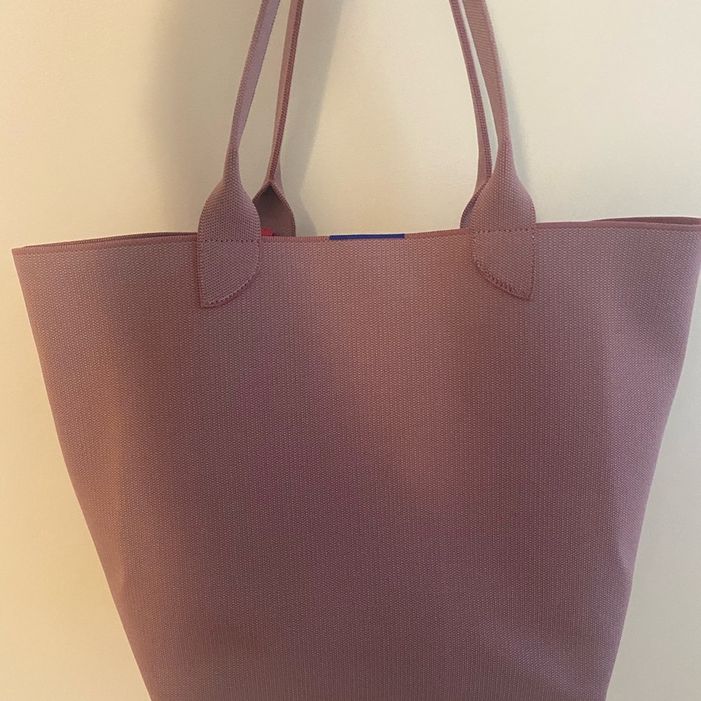 Rothy's Desert Pink Lightweight Tote. NWT